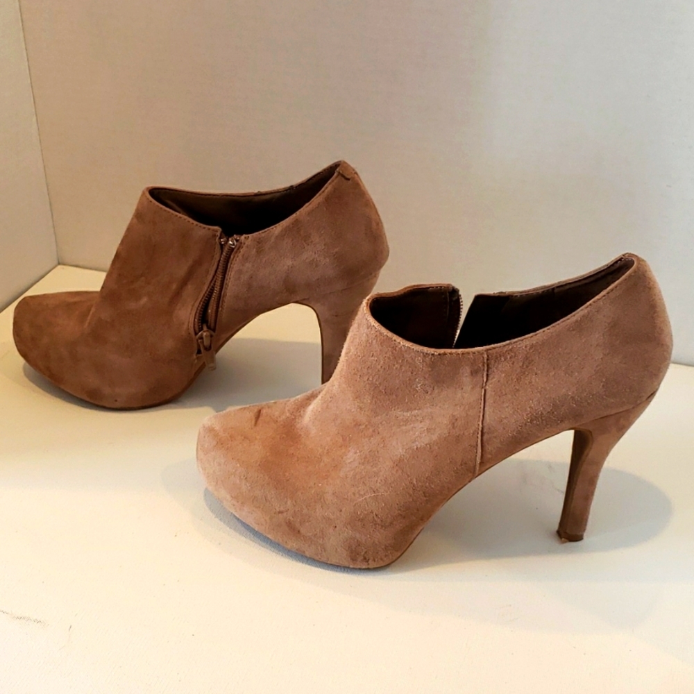 Ladies ankle boots